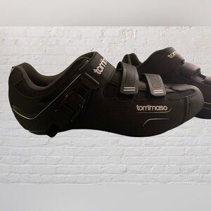Tommaso cycling, cleat‎ men’s size 10 excellent condition